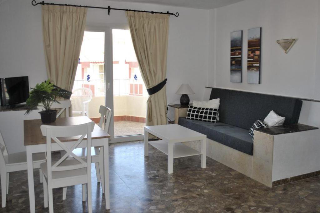 Carihuela Park Palace - Cocasa Daire Torremolinos Dış mekan fotoğraf