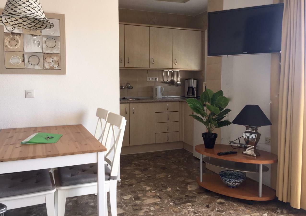 Carihuela Park Palace - Cocasa Daire Torremolinos Dış mekan fotoğraf